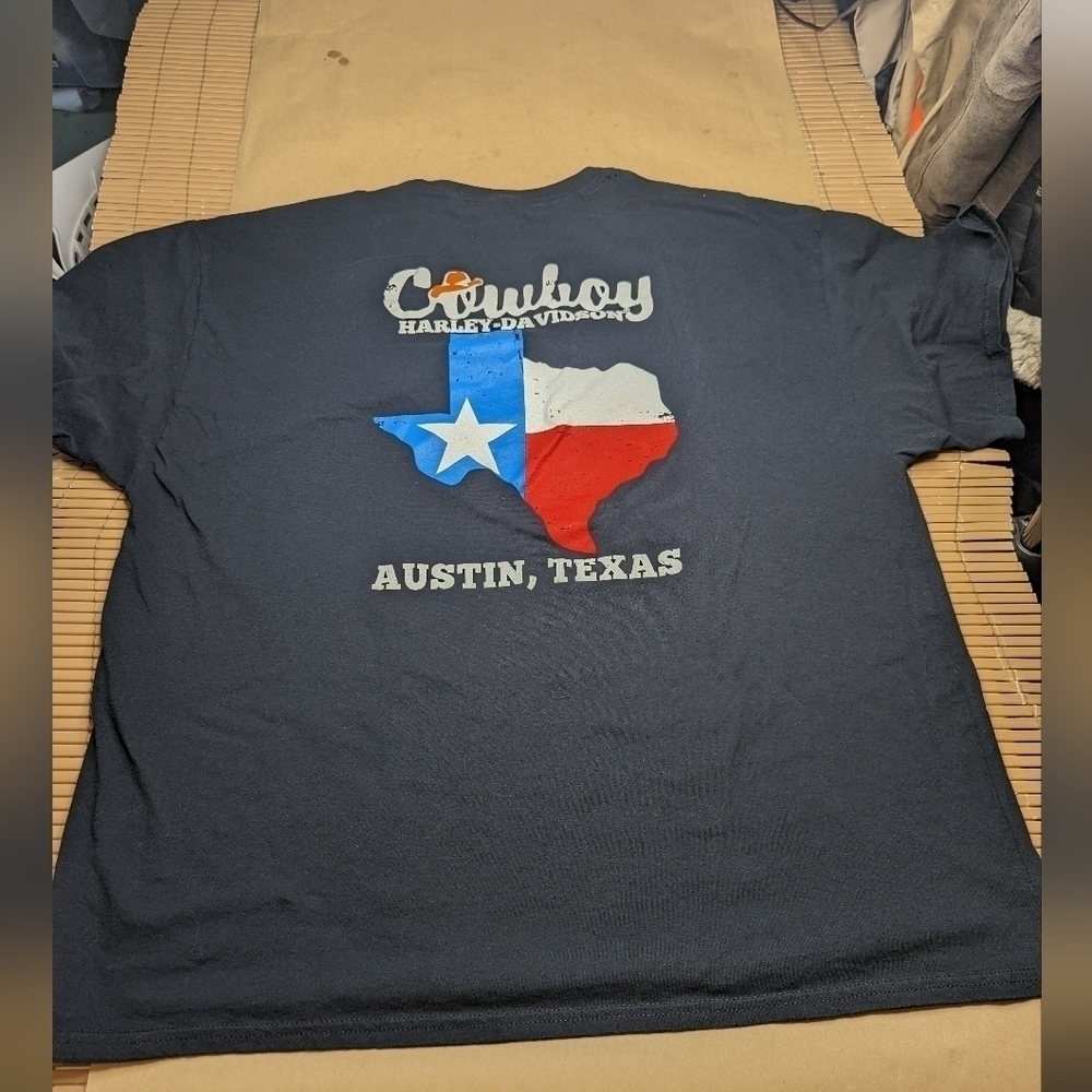 Gildan men's Cowboy Harley Davidson Austin Texas black cotton T-shirt. Sz XXXLar